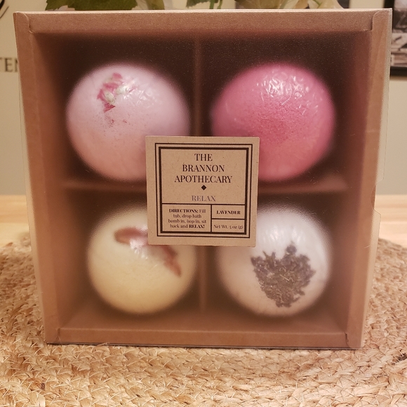 Meet your Posher, Lynn - Picture 4 of 4